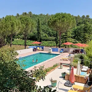 Guest house Une Campagne En Provence, Bras